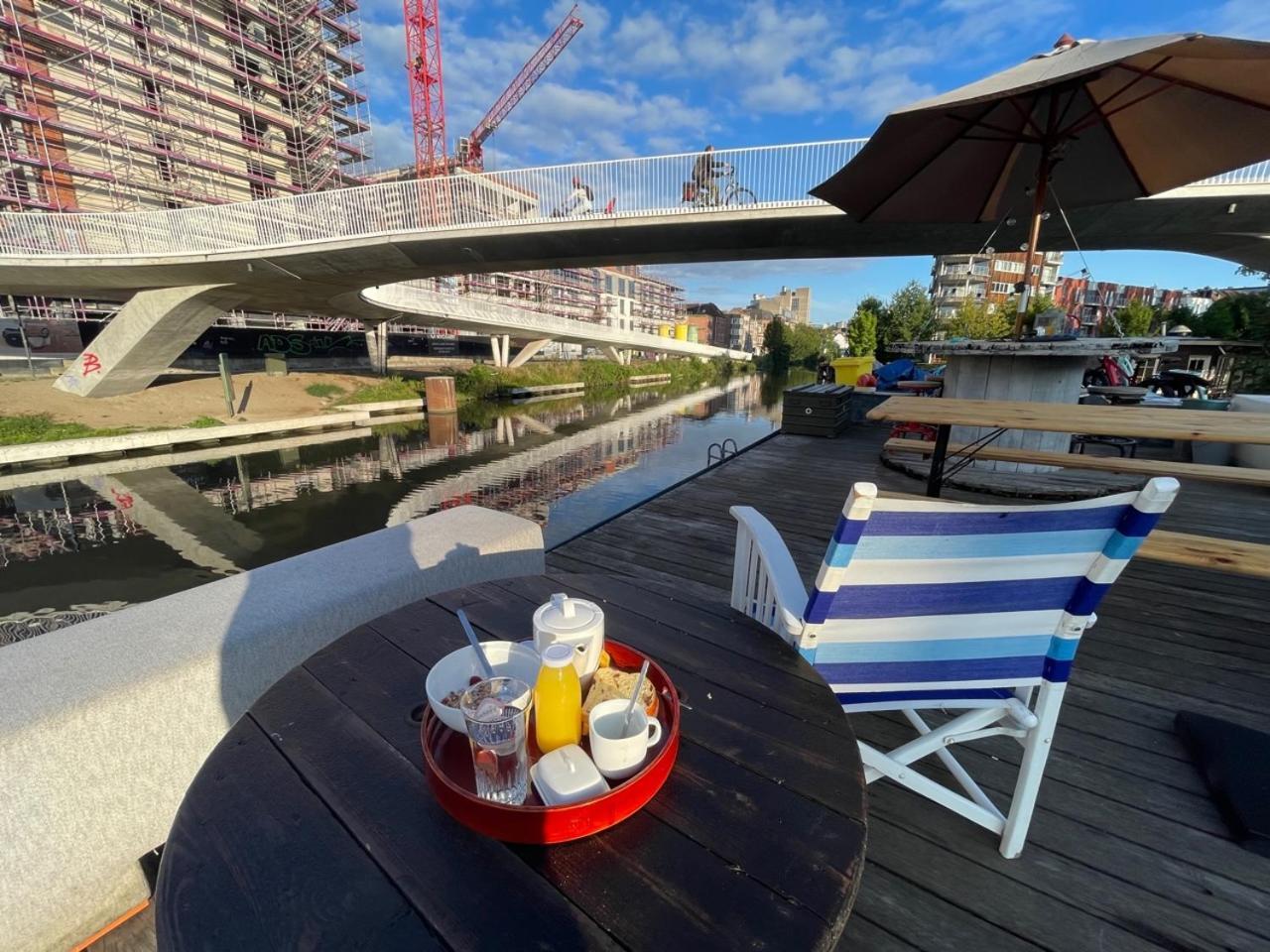 Boat & Breakfast Bellevue Hotel Ghent Exterior photo